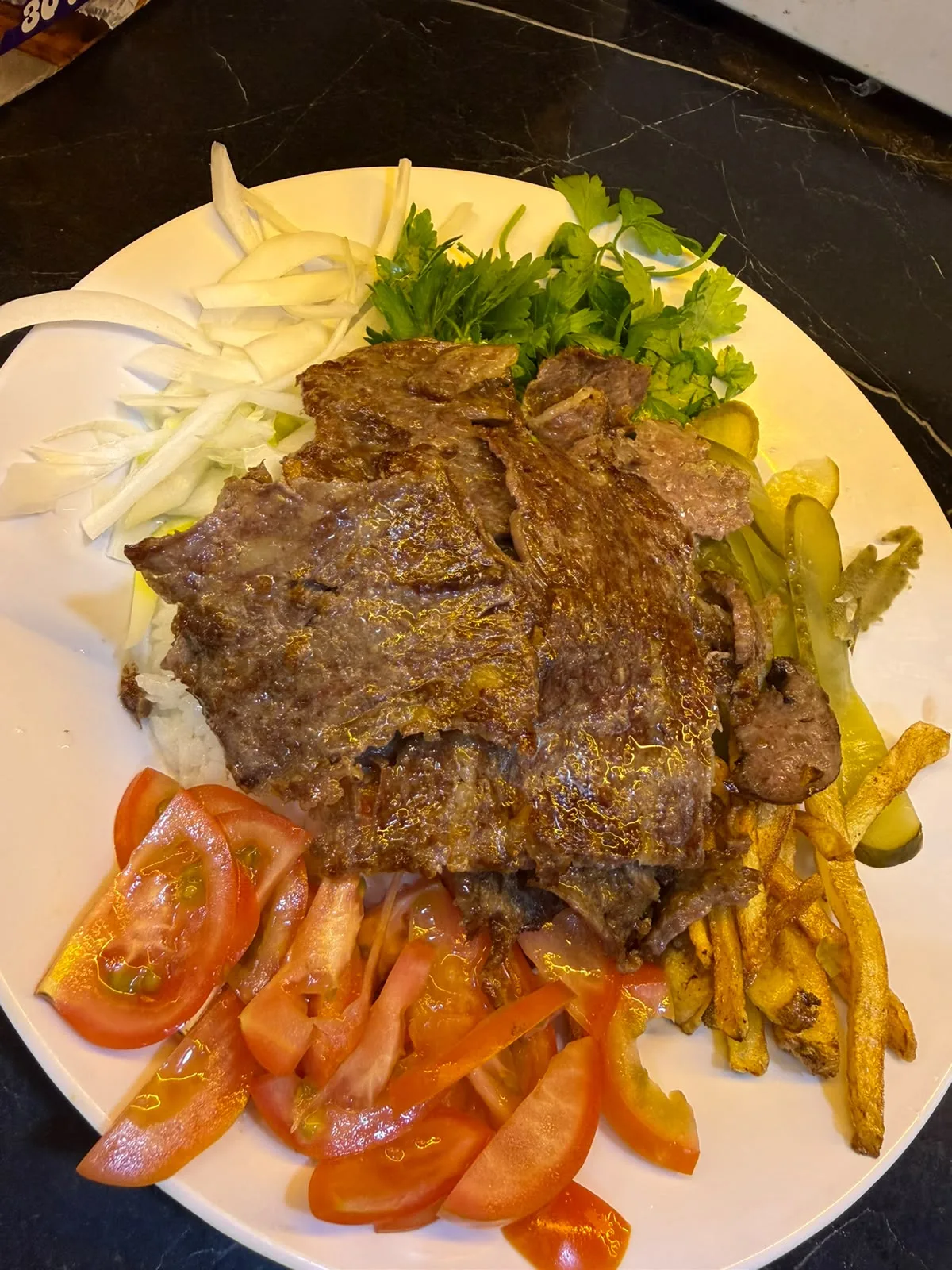 Karaköprü Et Döner Satışı: Kaliteli Et Nasıl Anlaşılır?